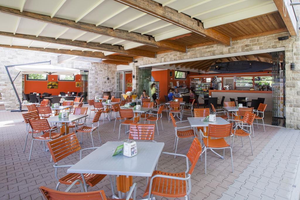 Baia Holiday Gasparina Castelnuovo del Garda Ngoại thất bức ảnh