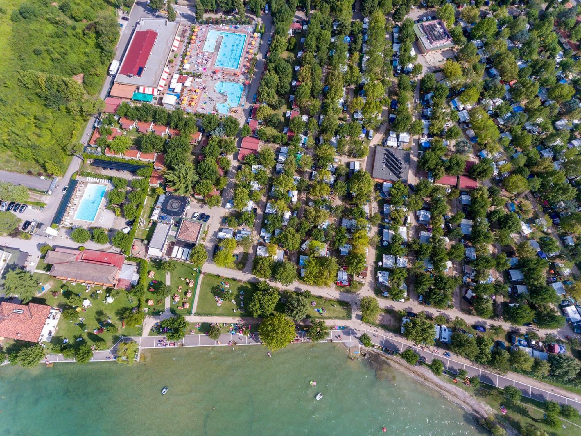 Baia Holiday Gasparina Castelnuovo del Garda Ngoại thất bức ảnh