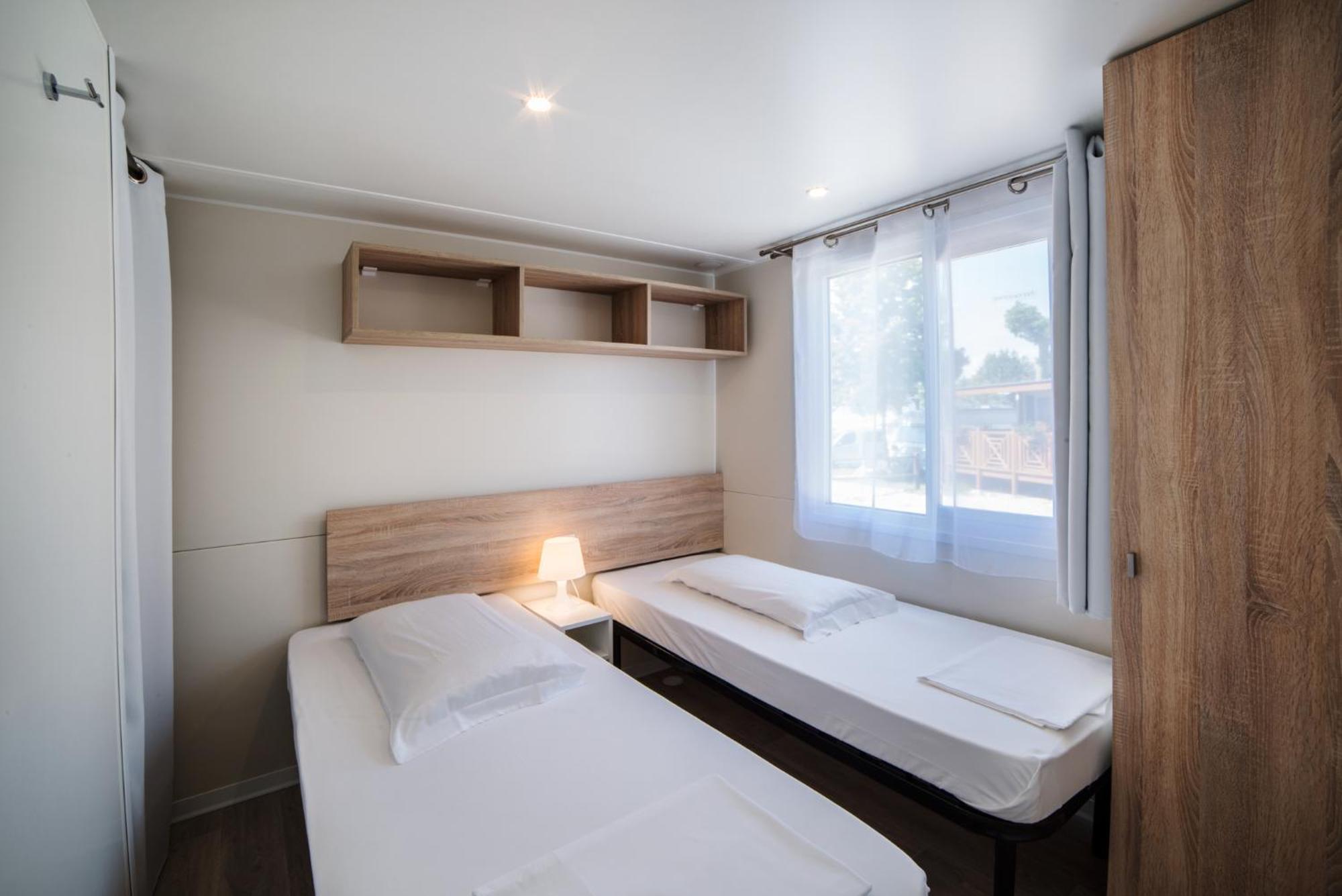 Baia Holiday Gasparina Castelnuovo del Garda Ngoại thất bức ảnh