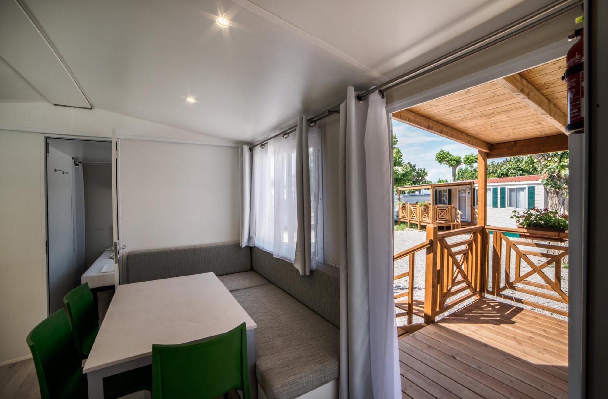 Baia Holiday Gasparina Castelnuovo del Garda Ngoại thất bức ảnh