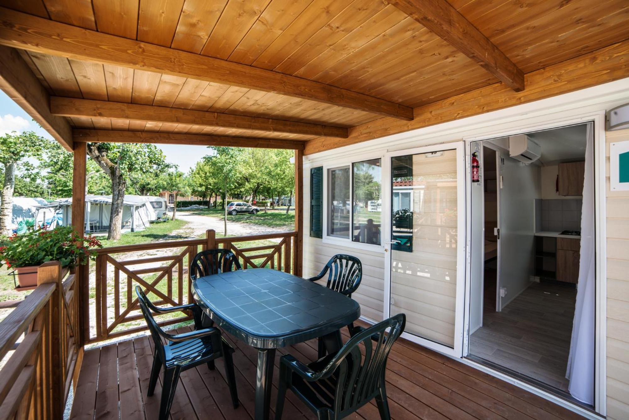 Baia Holiday Gasparina Castelnuovo del Garda Ngoại thất bức ảnh