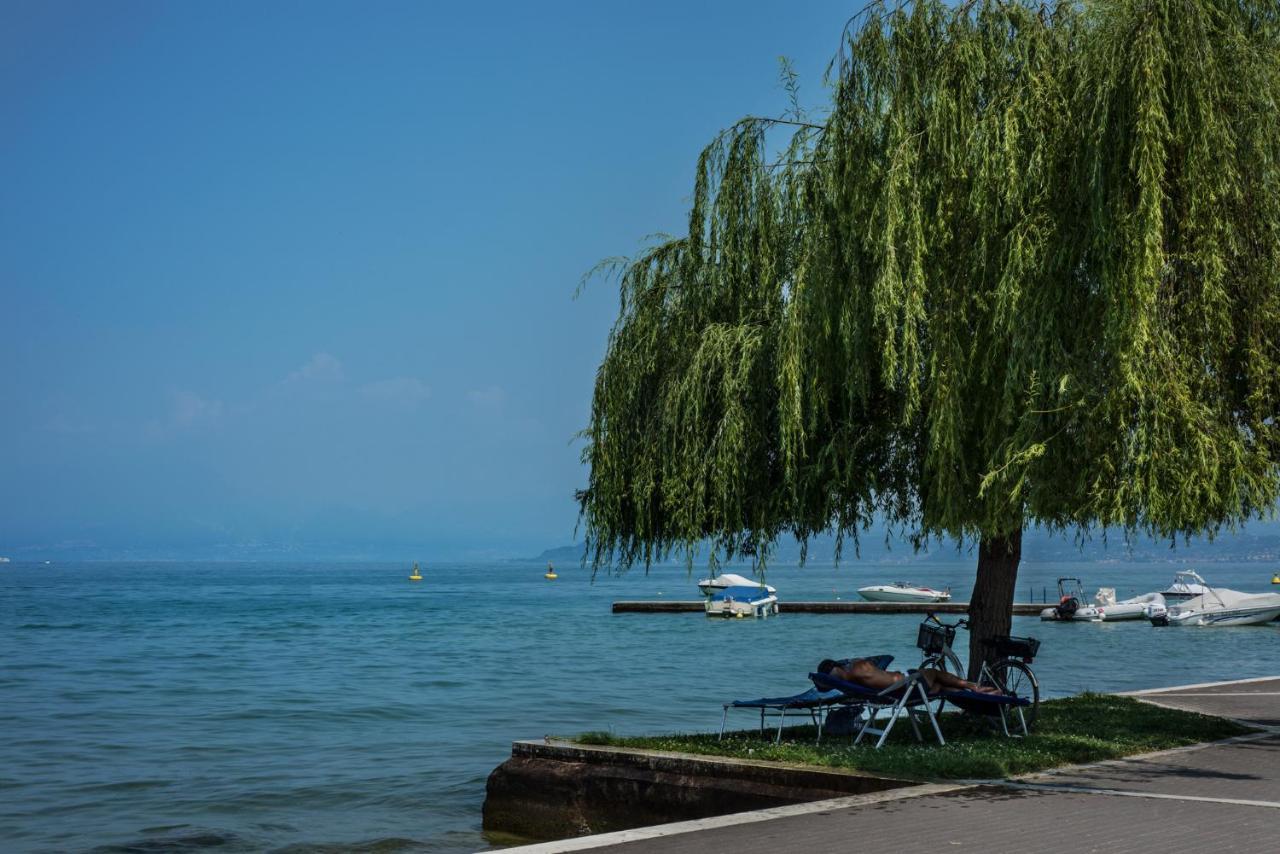 Baia Holiday Gasparina Castelnuovo del Garda Ngoại thất bức ảnh