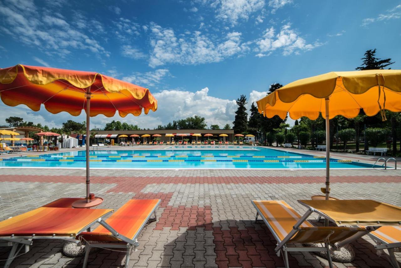 Baia Holiday Gasparina Castelnuovo del Garda Ngoại thất bức ảnh